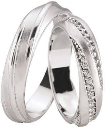 Christian Trouwringen met 3 rijen diamanten